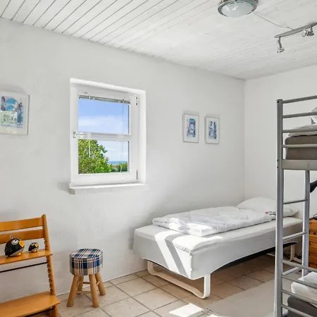 Сasa de vacaciones In With 4 Bedrooms And Internet Ebeltoft